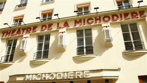 Devanture du Théâtre de la Michodière à Paris